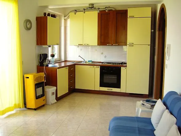 Apartments Villa Kristina Forza dʼAgro 0*,