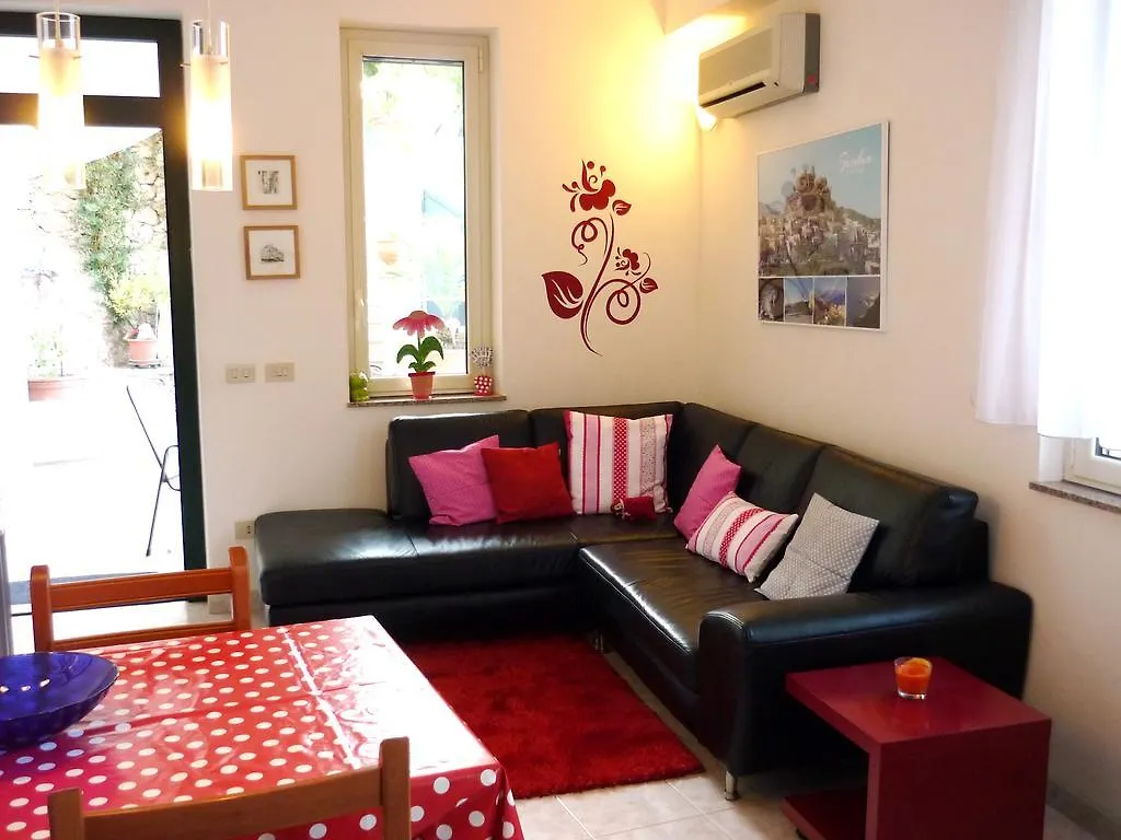 Apartments Villa Kristina Forza dʼAgro Italie