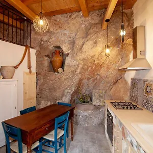 Casa vacanze Casa La Rocca, Forza dʼAgro
